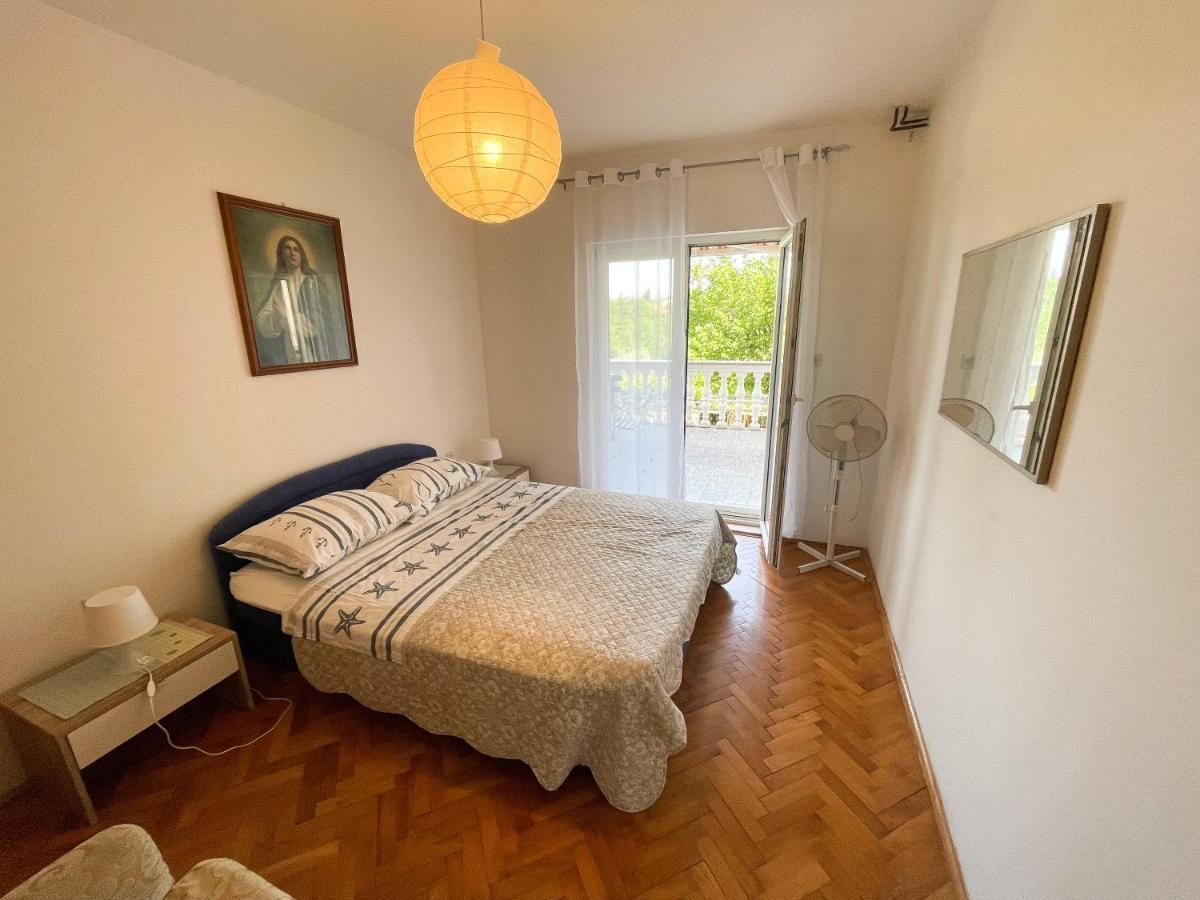 Apartmani Leonarda Jadranovo Eksteriør bilde