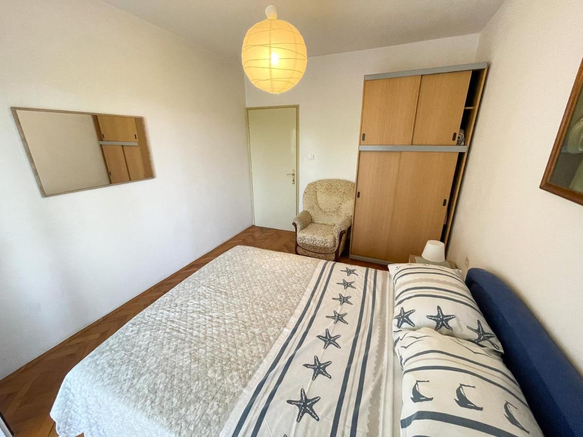 Apartmani Leonarda Jadranovo Eksteriør bilde