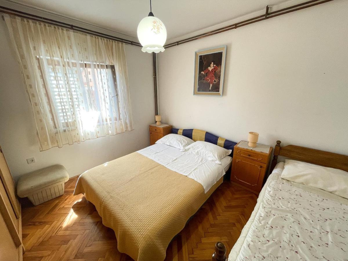 Apartmani Leonarda Jadranovo Eksteriør bilde